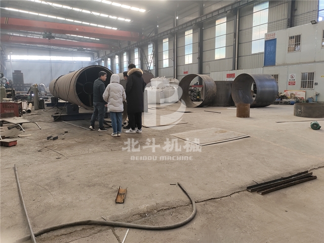 驚喜不斷！客戶實(shí)地考察鋰電池炭化設(shè)備