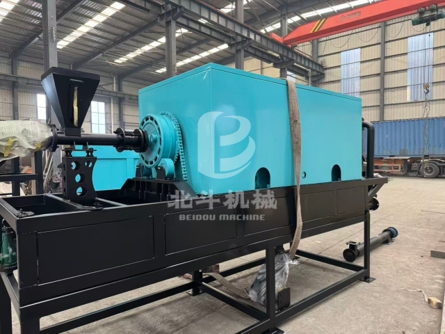 品質(zhì)出海,小型炭化設(shè)備遠(yuǎn)赴韓國市場