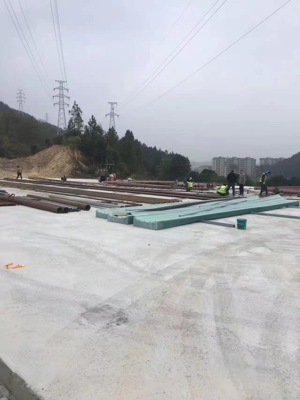 江西存量垃圾處理設(shè)備租賃及運(yùn)行管理順利完成，此路段順利通車。